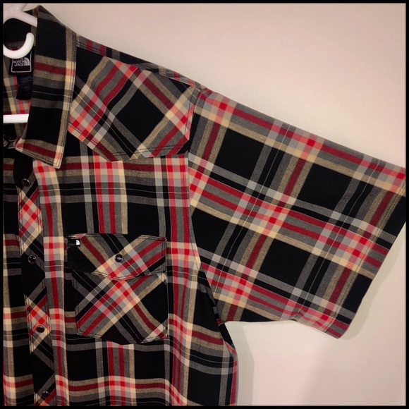 TheNorthFaceππXL Short Sleeve Flannel with 2 pockets snaps Red Gold Black - Picture 6 of 16